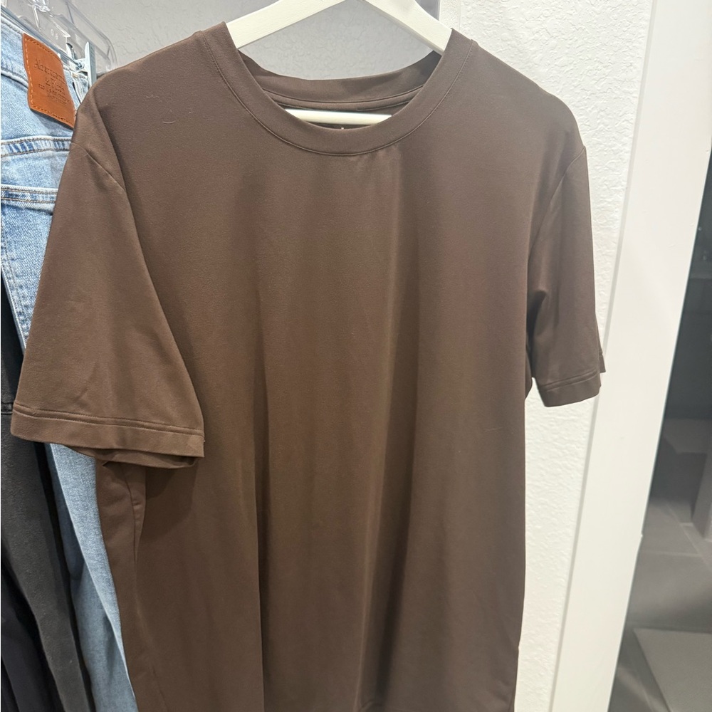 Brown Alo Men’s Tee